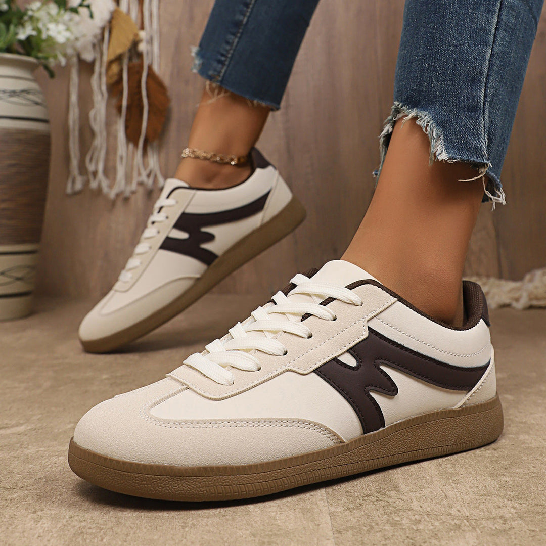 Women's Stylish Casual Sneakers with Breathable Upper Material Structure and Non-Slip Sole Mune Fashion