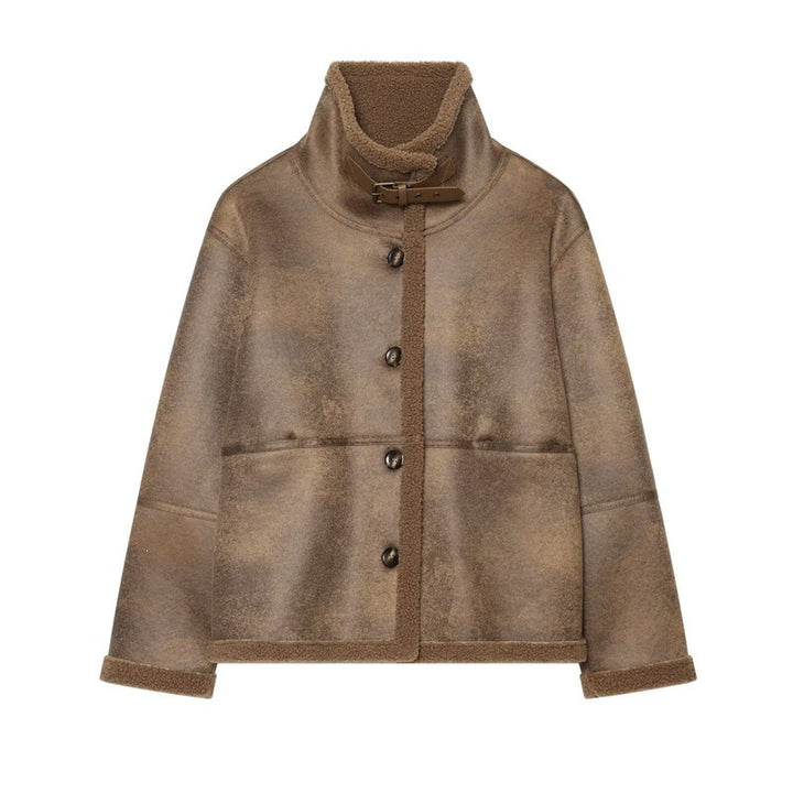Ladies short jacket in lambskin look with stand-up collar, button and buckle closure Mune Fashion