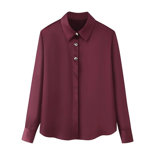 Ladies silky shirt blouse with decorative buttons, classic collar and loose fit Mune Fashion