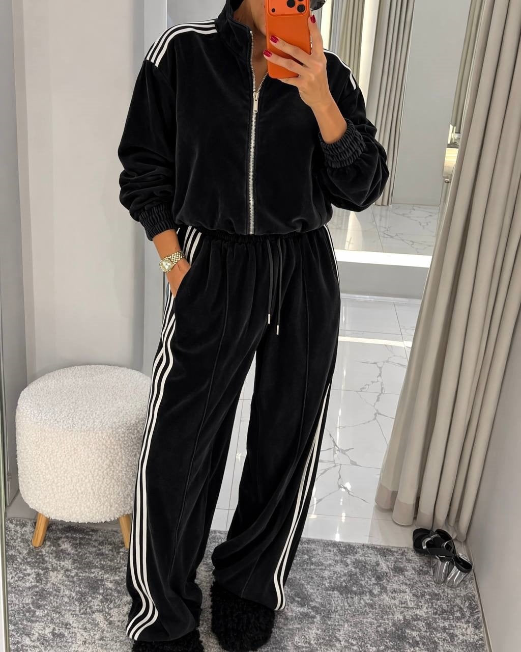 Women's luxurious velvet tracksuit set with stand-up collar and drawstring Mune Fashion