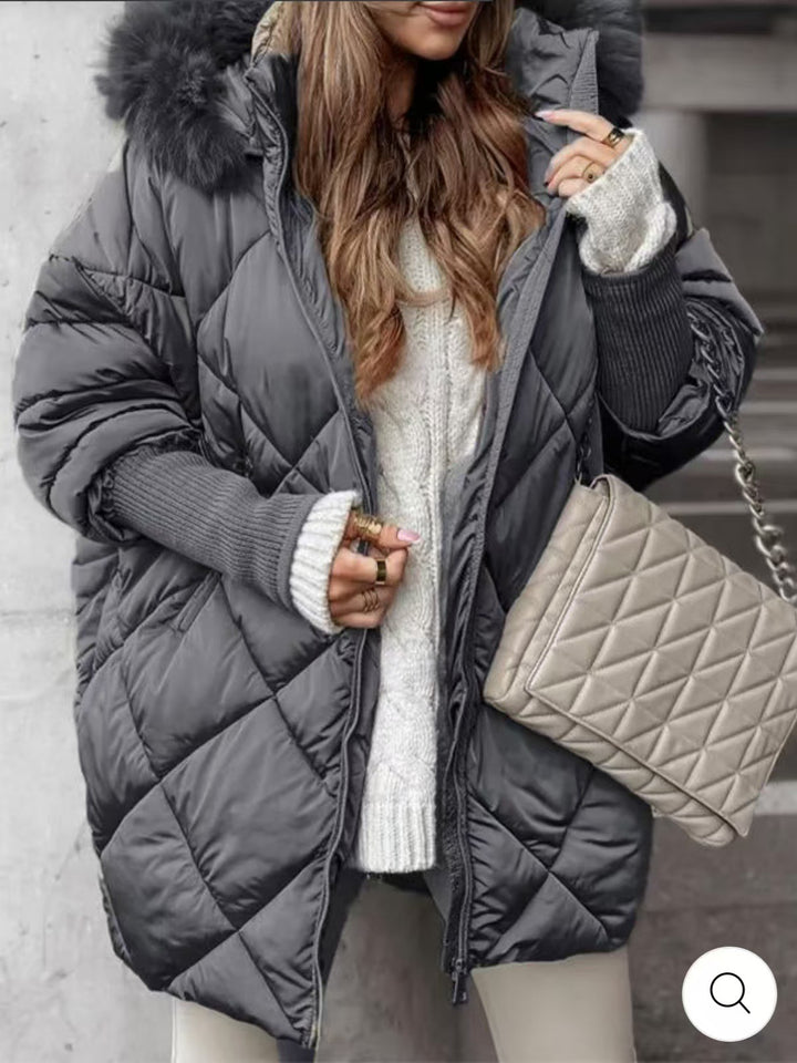Women nan wide-cut quilted winter parka with hood faux fur trim and ribbed cuffs Mune Fashion