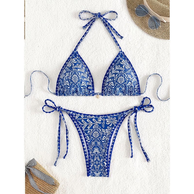 Women's triangle bikini with playful floral pattern Mune Fashion
