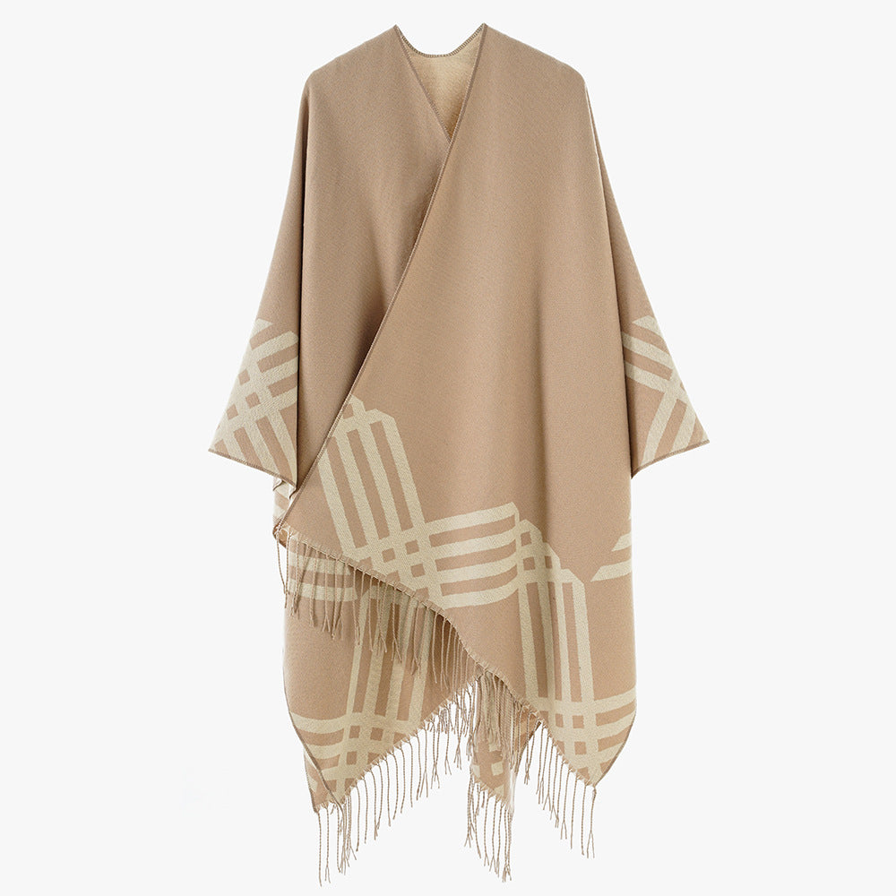 Women's Oversize Kimono Poncho made of wool blend with graphic grid jacquard and fringe hem Mune Fashion