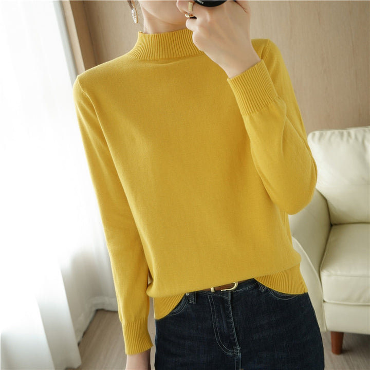 Women's Lightweight Short-Cut Stand Collar Sweater Made of Fine Knitting with Extended Ribbed Cuffs Mune Fashion