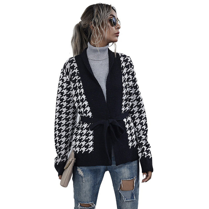 Women's Stylish Cardigan with Bicolor Houndstooth Mune Fashion