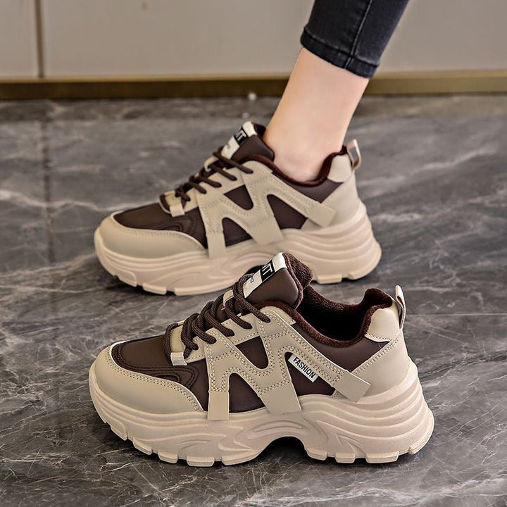 Ladies' sporty comfort sneakers with cushioning sole and stylish design Mune Fashion