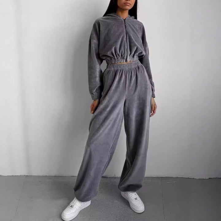 Women's fashionable and comfortable leisure set