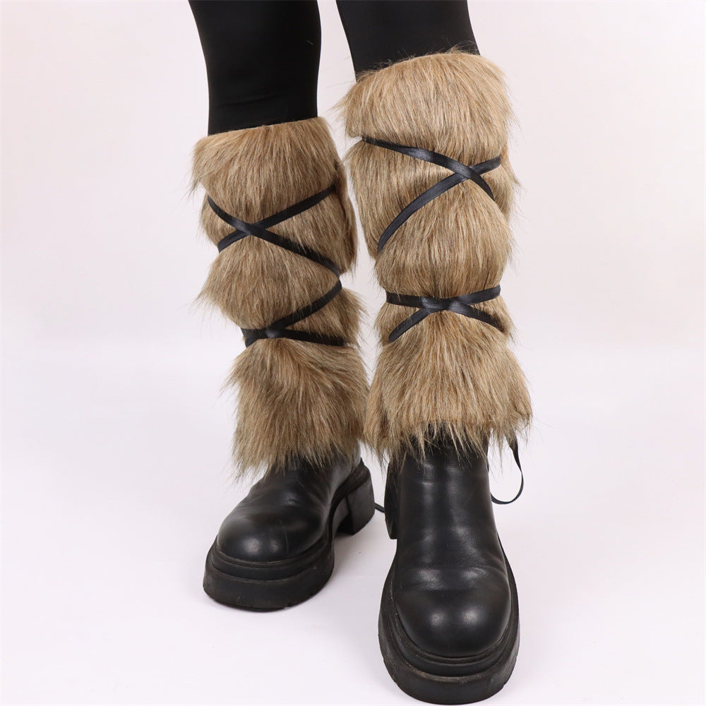Ladies high-pile leg warmers with faux fur look and wrap straps Mune Fashion
