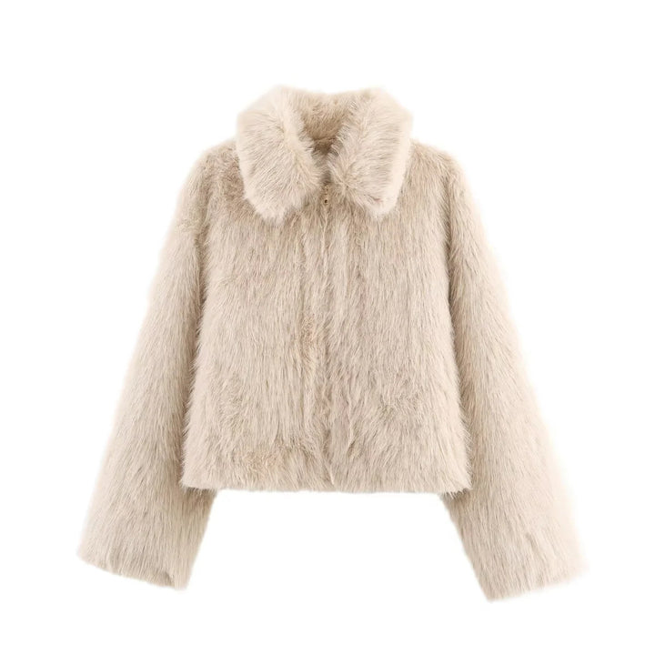 Women's cropped faux fur jacket in a voluminous lapel collar Mune Fashion