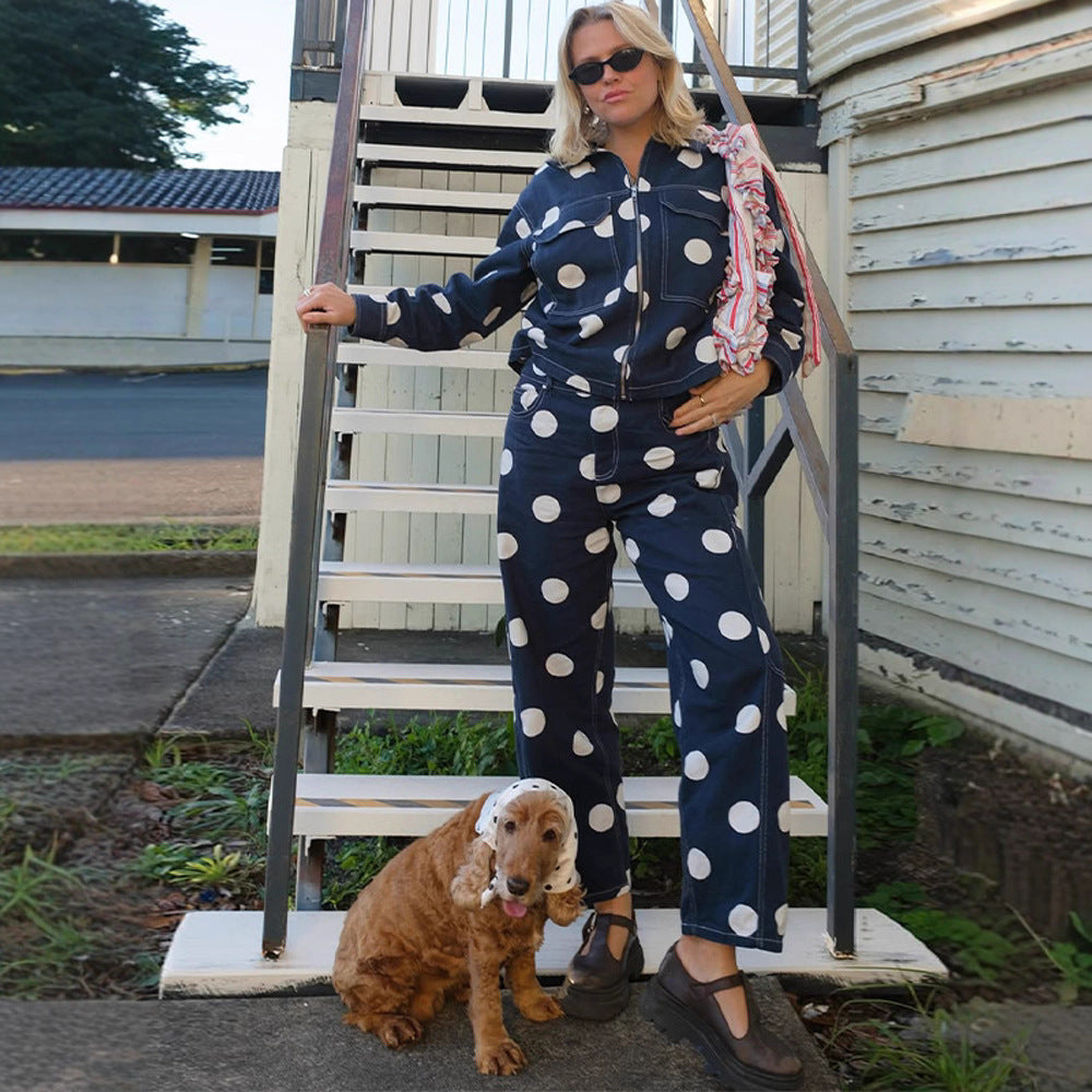 Women's wide cargo pants with high waist, polka dot print and visible contrast stitching Mune Fashion