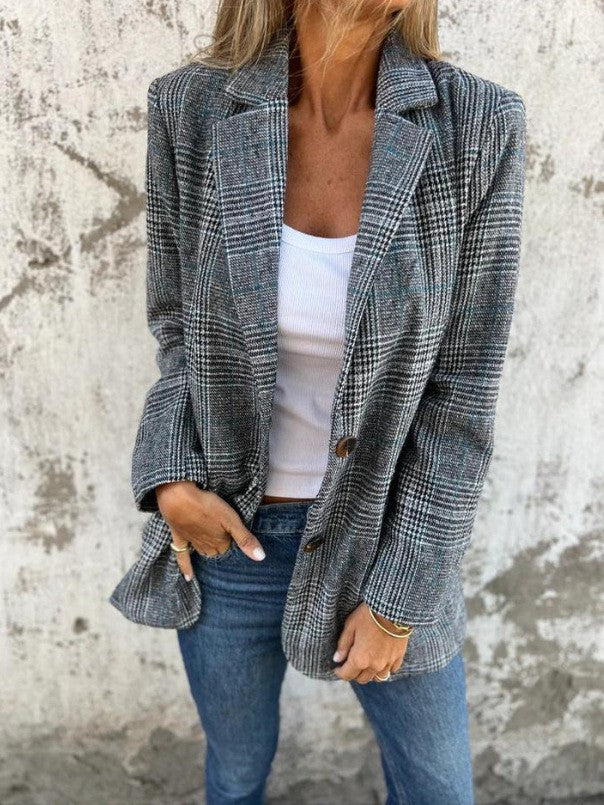 Women's oversized plaid blazer with lapel collar and patch pockets Mune Fashion