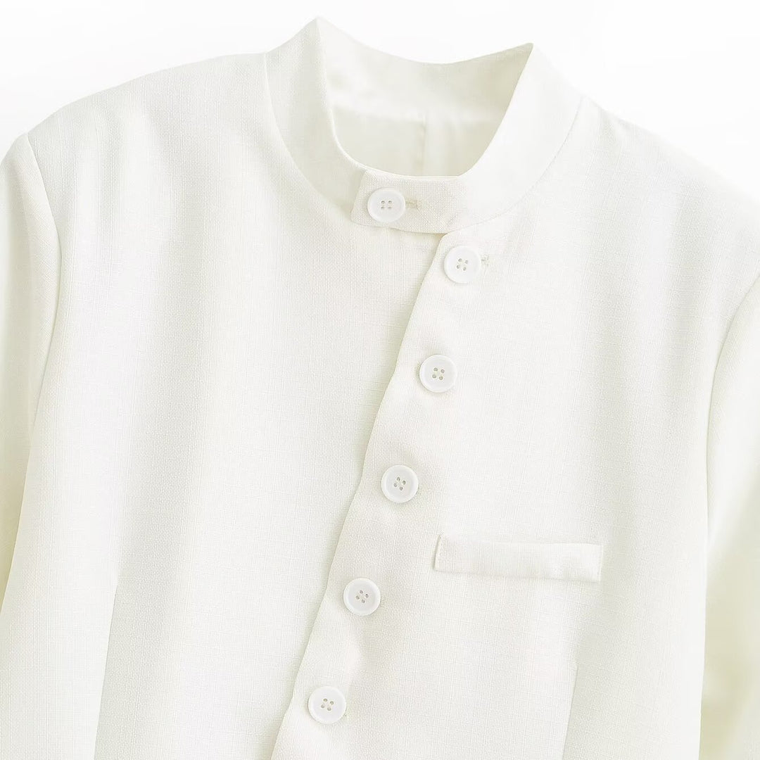 Women's asymmetrical buttoned short blazer with stand-up collar and patch pockets Mune Fashion