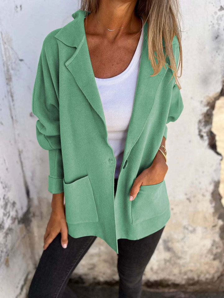 Women Casual Oversized Blazer with Practical Pockets and Button Closure Mune