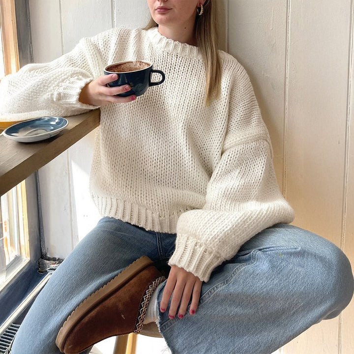 Women oversized chunky knit sweater with round neckline and ribbed hems Mune Fashion