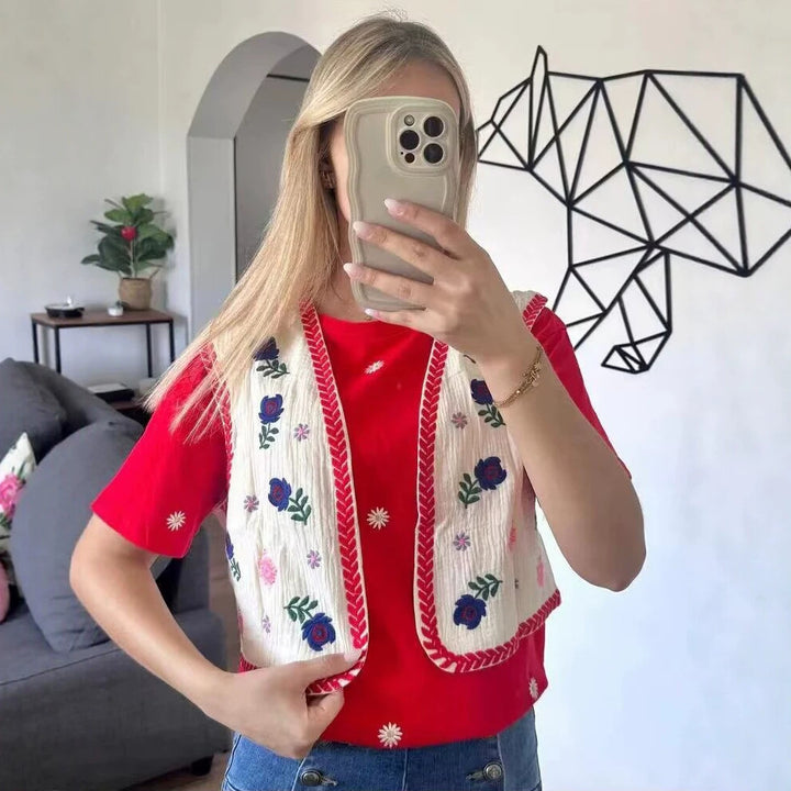 Women's Embroidered Short Waistcoat in Boho Chic with Floral Appliqués Mune Fashion