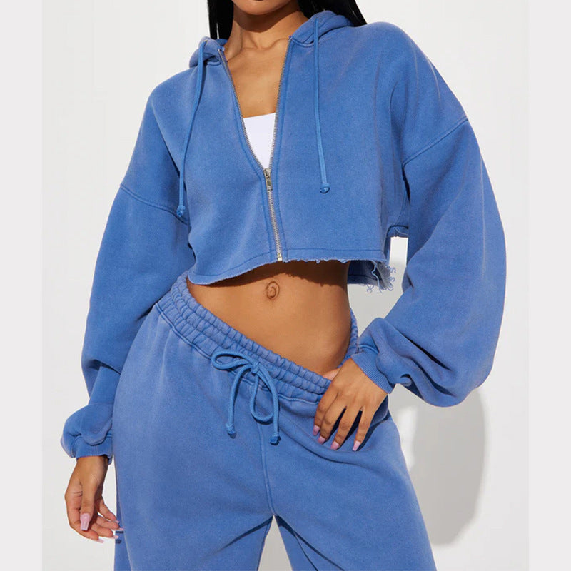 Women's Hooded Crop Top and Loose Jogging Pants Lounge Set made of Soft Fleece Mune Fashion