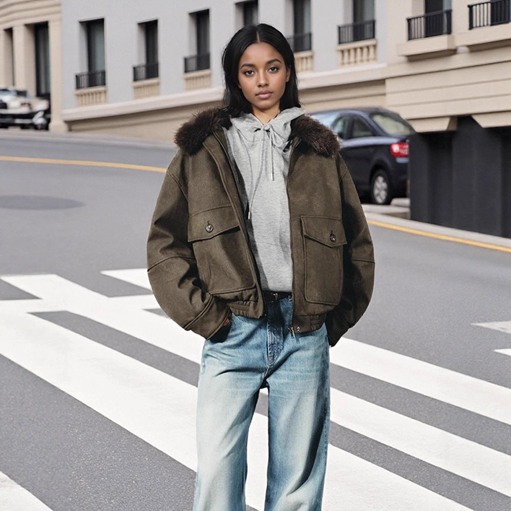 Women's short jacket in aviator style with faux fur hood and patch pockets Mune Fashion