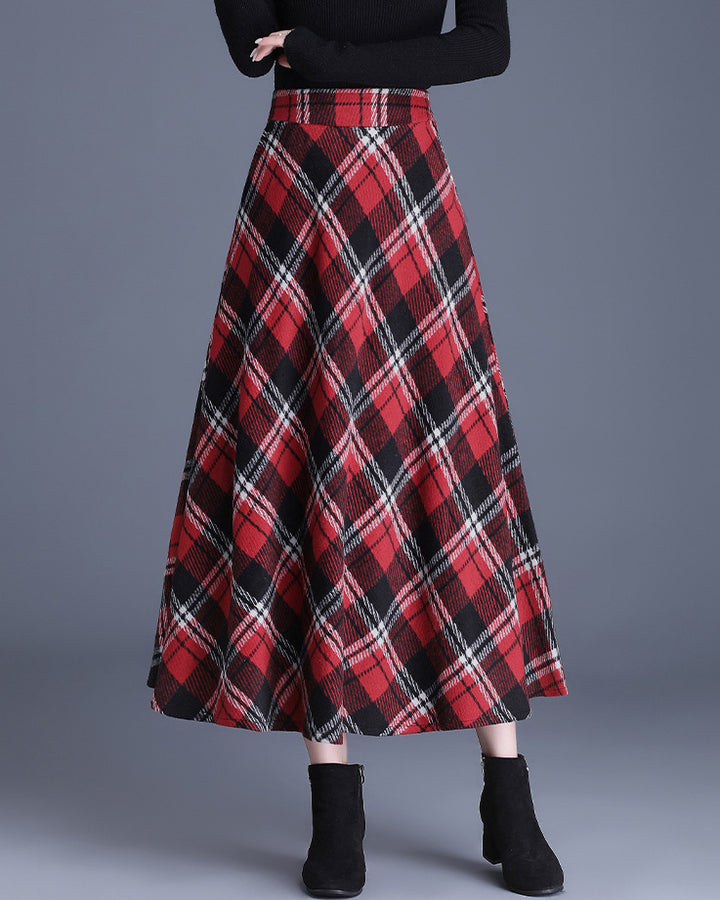Ladies' loosely checked A-line skirt made of wool blend with high waist and side pockets Mune Fashion