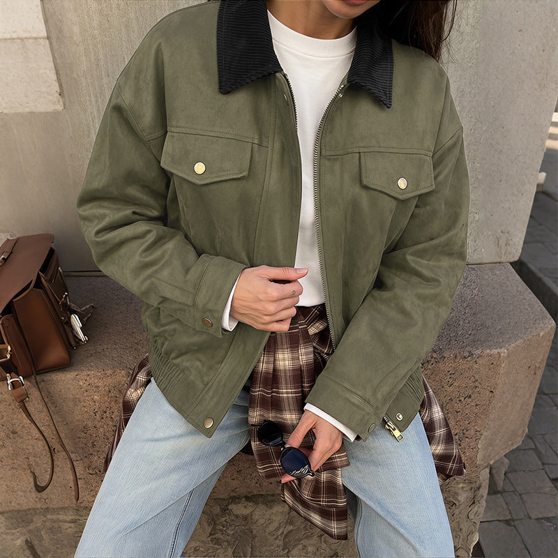 Women's short jacket made of faux suede with corduroy collar, zipper & flap pockets.