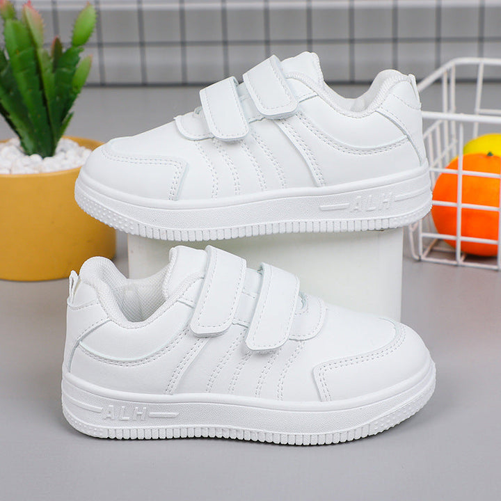 Women’s sneakers with adjustable Velcro closure and ergonomic cushioning Mune Fashion
