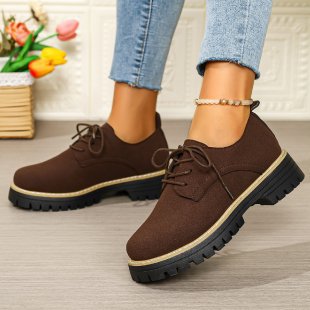 Ladies' platform lace-up shoes in Oxford style with velvet look and profiled rubber sole Mune Fashion