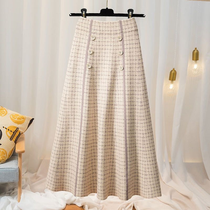 Ladies elegant and flowing maxi skirt with button details Mune Fashion