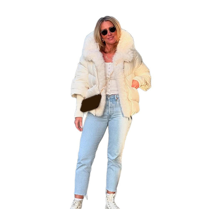 Women's Short Quilted Down Jacket with Voluminous Faux Fur Shawl Collar and Tailored Cut Mune Fashion