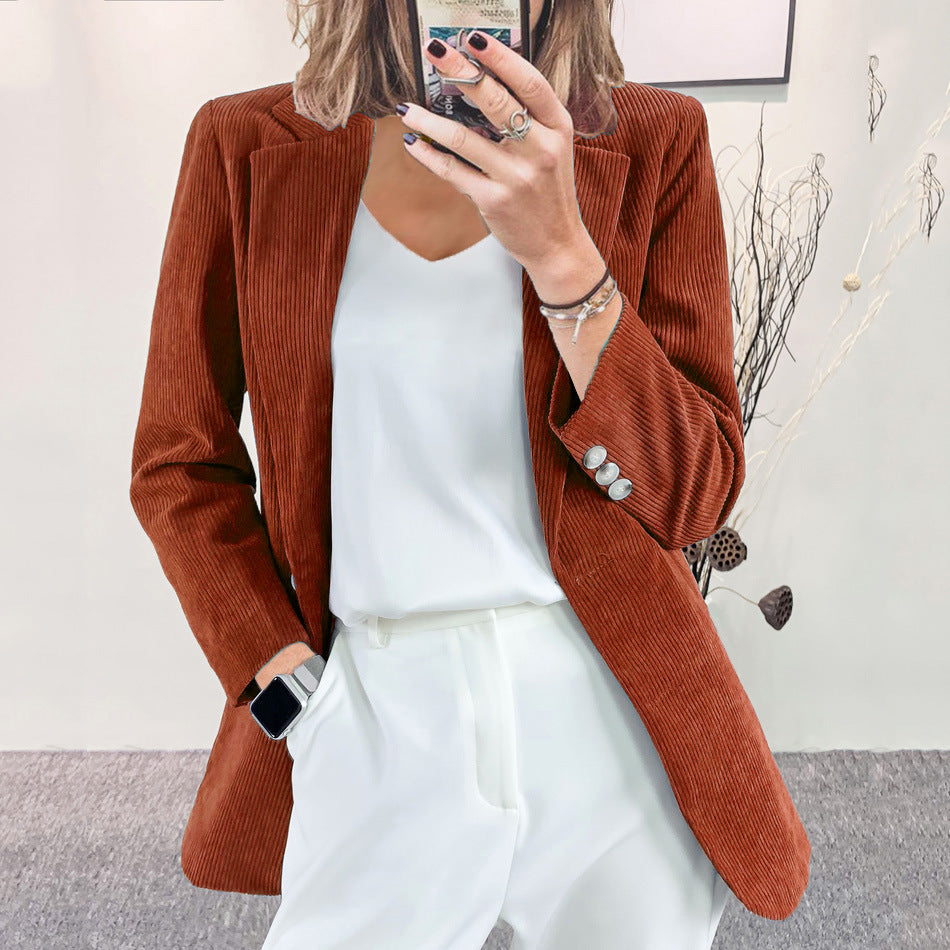 Women's corduroy blazer in oversized cut with lapels and decorative buttons Mune Fashion