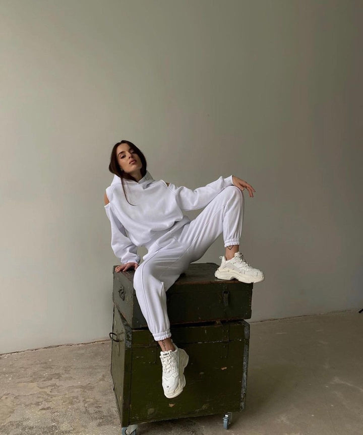 Women's Casual Two-Piece Loungewear Set with Shoulder Cutouts and Stand Collar Mune Fashion