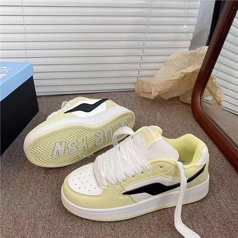 Women's sneakers with fashionable retro design Mune Fashion