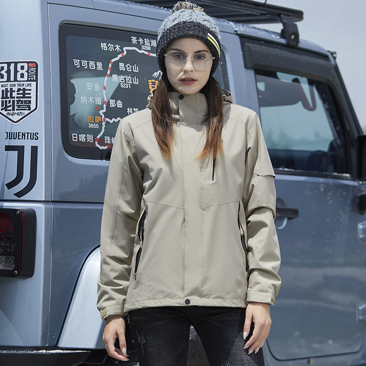 Ladies' technical rain and leisure jacket with adjustable hood and multiple pockets Mune Fashion