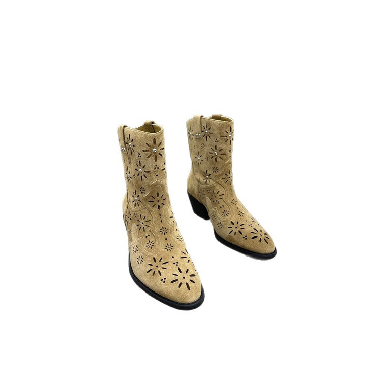 Ladies' western ankle boots made of suede with laser-cut floral pattern and mid-high block heel Mune Fashion