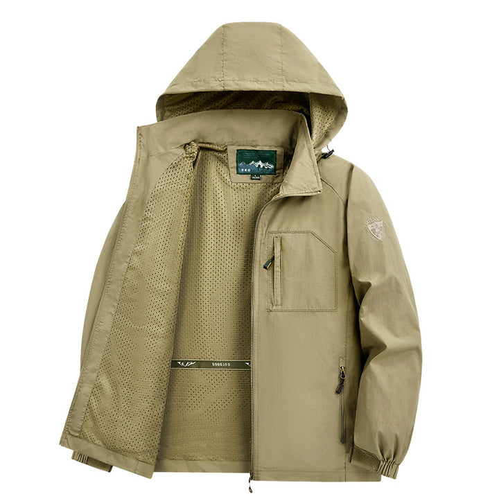 Men's lightweight and breathable outdoor jacket with hood Mune Fashion