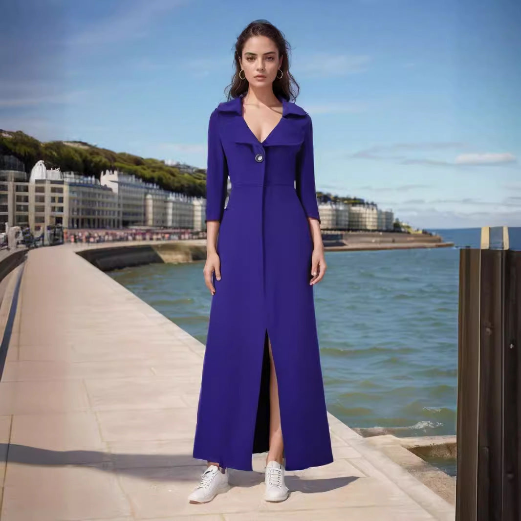 Mune | Ladies Elegant Long Coat with Classic Lapels and Modern Accents