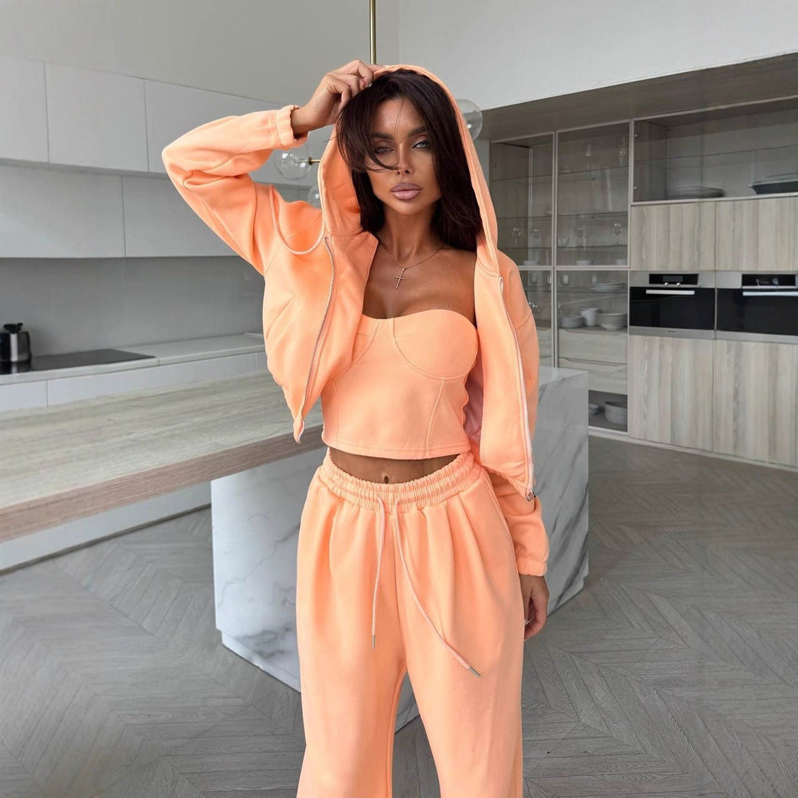 Women Casual Hoodie Set with Fitted Top and Loose Jogging Pants Mune