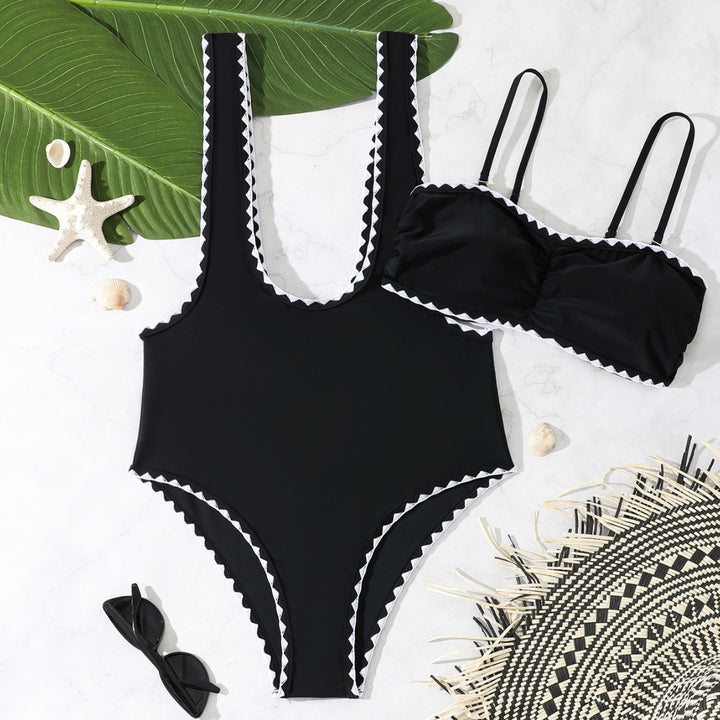 Women's Elegant Cut-Out Swimsuit with Stylish Design Mune Fashion
