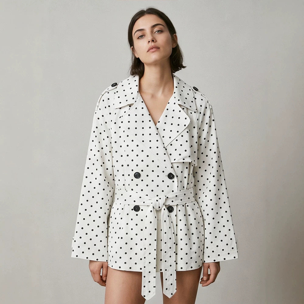 Women’s short trench coat with double breasted front, belt at the waist and polka dot print Mune Fashion