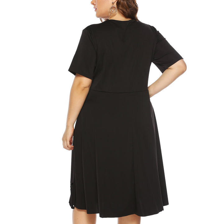 Women elegant dress with pierced collar and wavy hem Mune Fashion