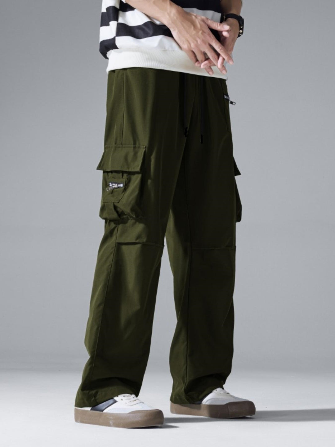 Men's Baggy Utility Cargo Pants with Multiple Pockets, Reinforced Knee Inserts & Drawstring Waist Mune Fashion