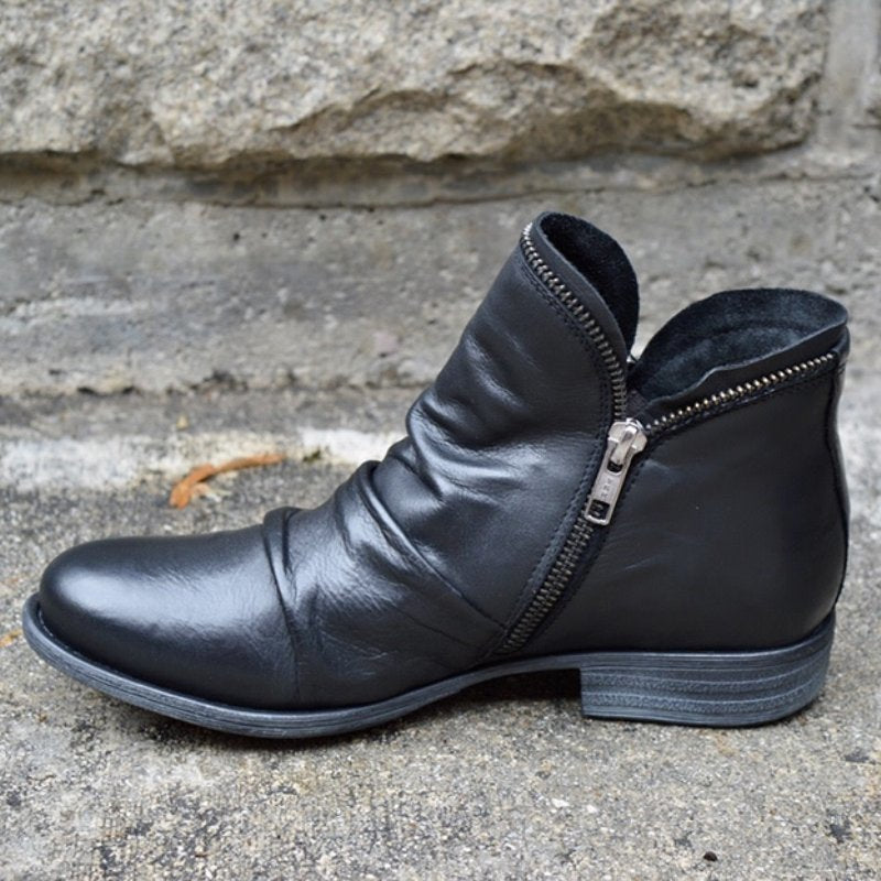 Women's Slouch Ankle Boots made of leather with side zipper and low block heel Mune Fashion