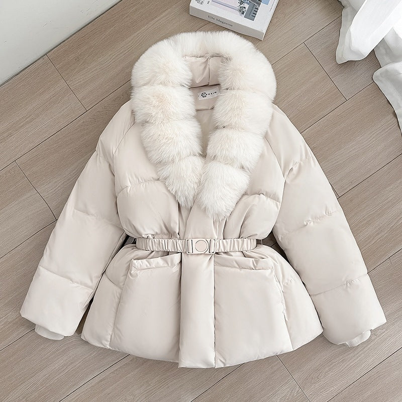 Women Tailored Short Quilted Jacket with voluminous Shawl Collar made of Faux Fur and Decorative Belt Mune Fashion