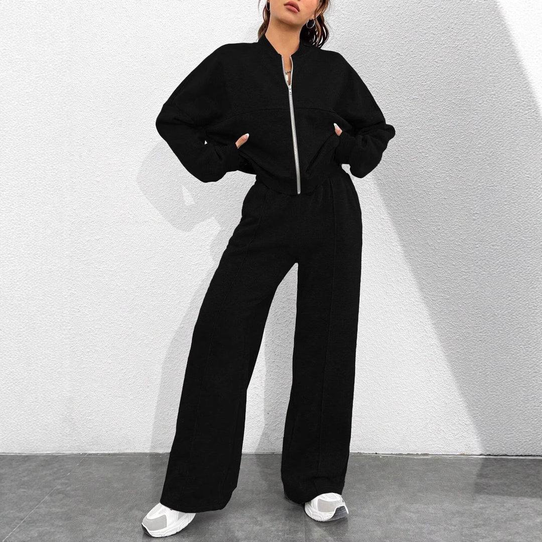 Women's short zip-up hoodie with high-waist wide jogger set Mune Fashion
