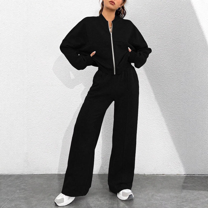 Women's short zip-up hoodie with high-waist wide jogger set Mune Fashion