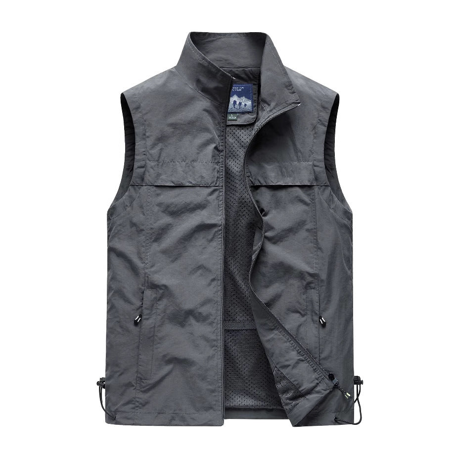 Men's lightweight windproof outdoor vest with zippered pockets and breathable mesh lining Mune Fashion