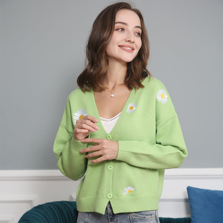 Women Short Cut V-Neck Knit Cardigan with Embroidered Daisies and Ribbed Cuffs Mune Fashion