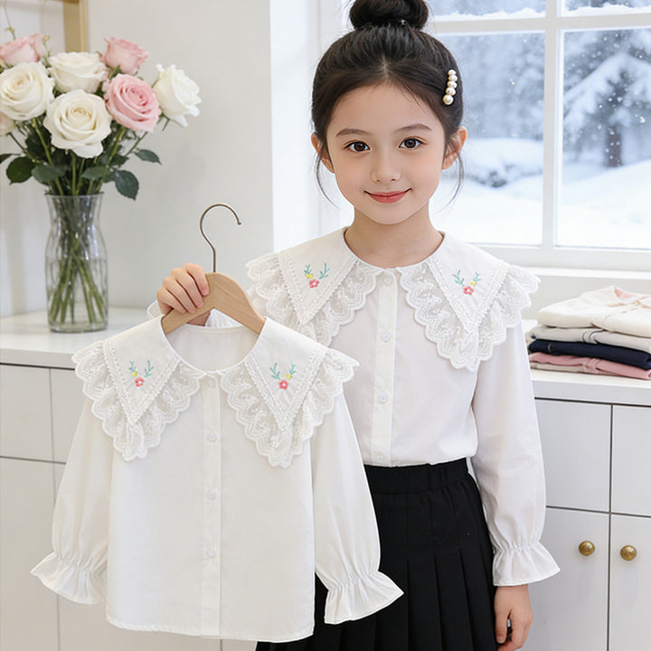 Girl blouse with voluminous lace collar Mune Fashion