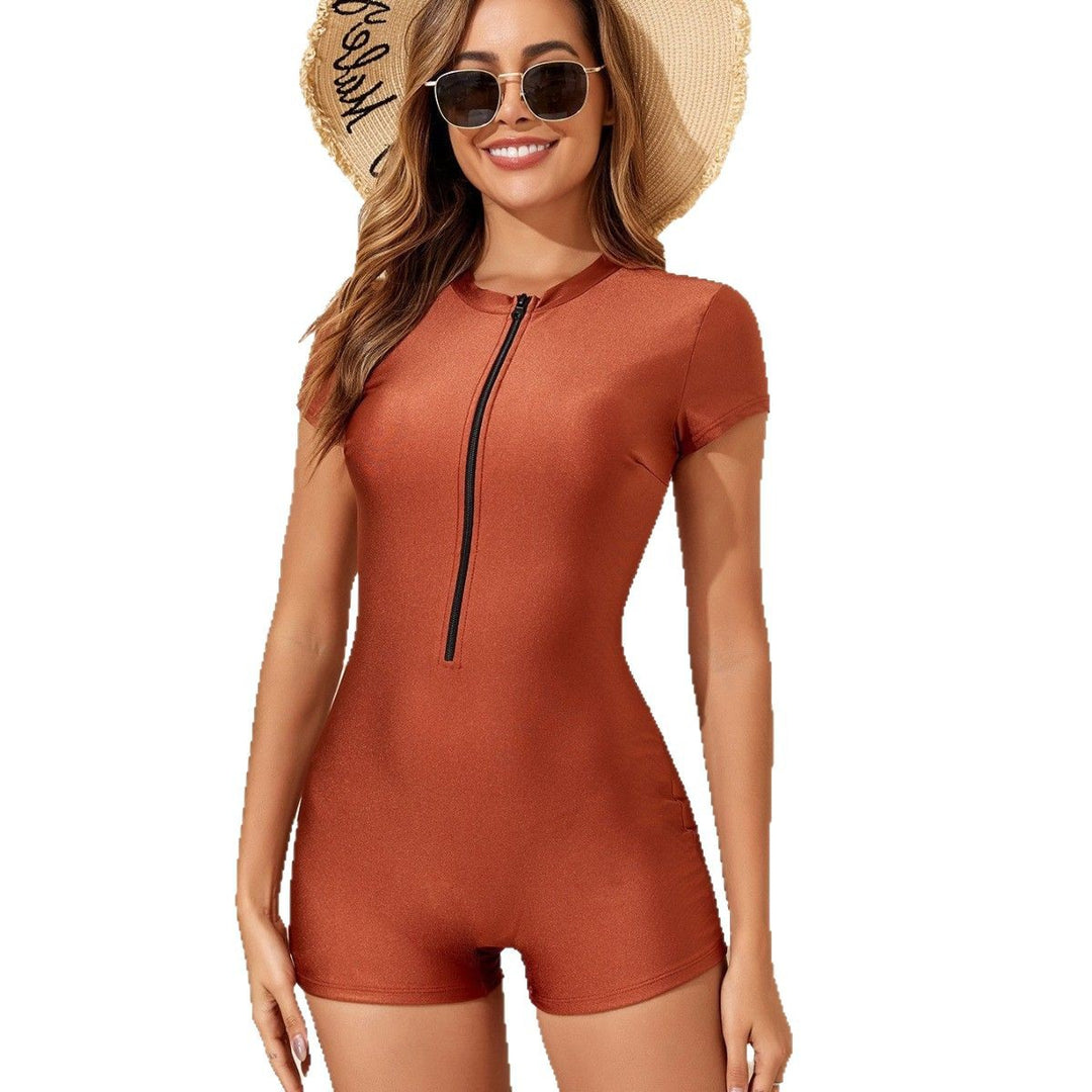 Ladies sporty short-sleeve swimsuit with zipper Mune Fashion