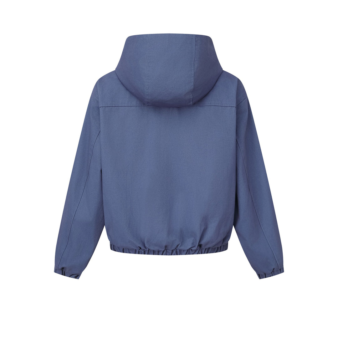 Women's short cut hooded jacket with drawstring hem and patch pockets Mune Fashion