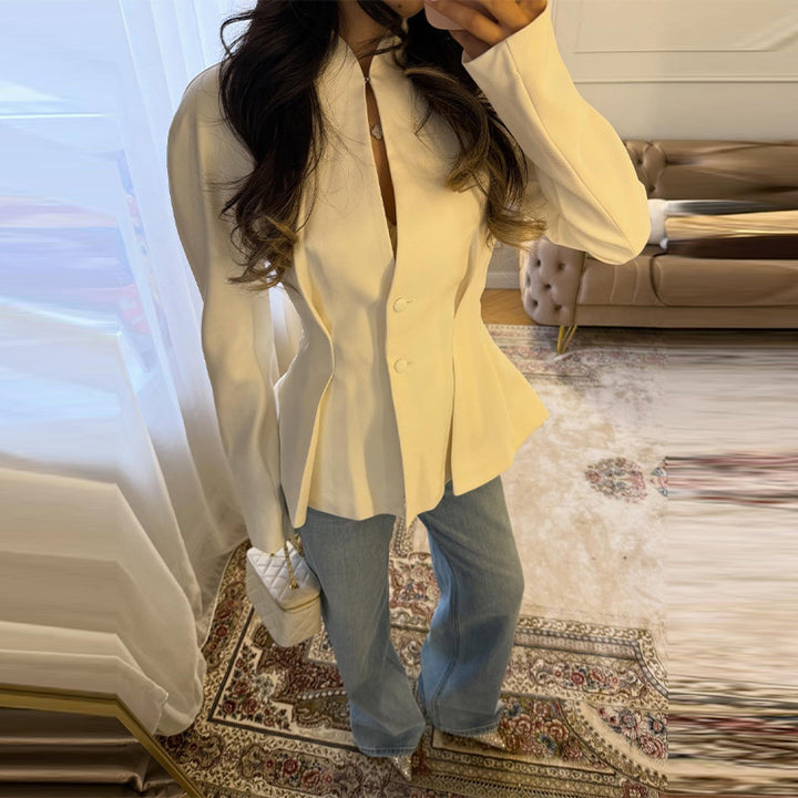 Women's Tailored Collarless Blazer Jacket with Concealed Button Placket and Figure-Hugging Darts Mune Fashion