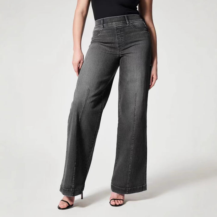 Women’s wide jeans with a high waistband and subtle center seam Mune Fashion